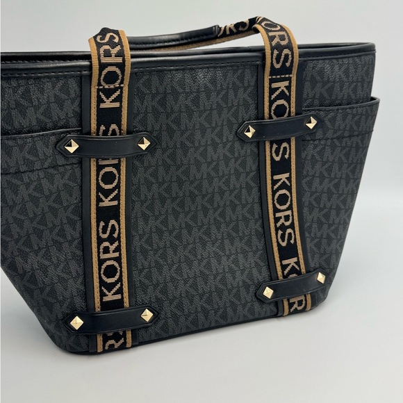 Michael Kors Black/Brown Signature Coated Canvas and Leather Small Maeve Tote - Picture 4 of 16